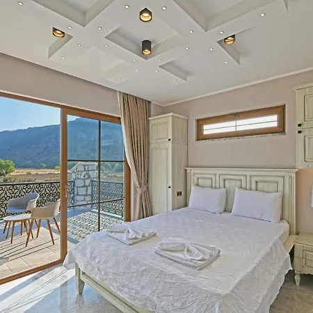 Villa Sleeps 4 Pool Air Con Wifi Bezirgan